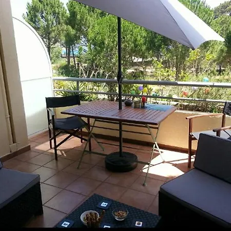 Avec Terrasse Vue Mer Et Jardin Linge Et Menage Final Inclus Calvi (Corsica)